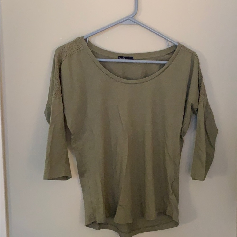 GAP Women’s Midi Sleeve Top